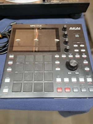 Akai - MPC ONE